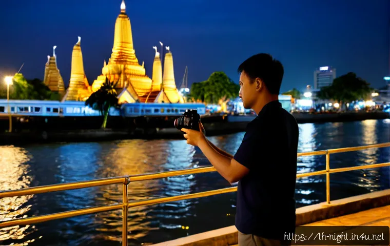 Home 17 야경 촬영을 위한 꿀팁 모음 - Photorealistic night photography scene on a Bangkok riverside promenade, a Thai adult photographer i...